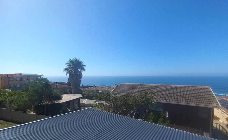 5 Bedroom Property for Sale in Dana Bay Western Cape